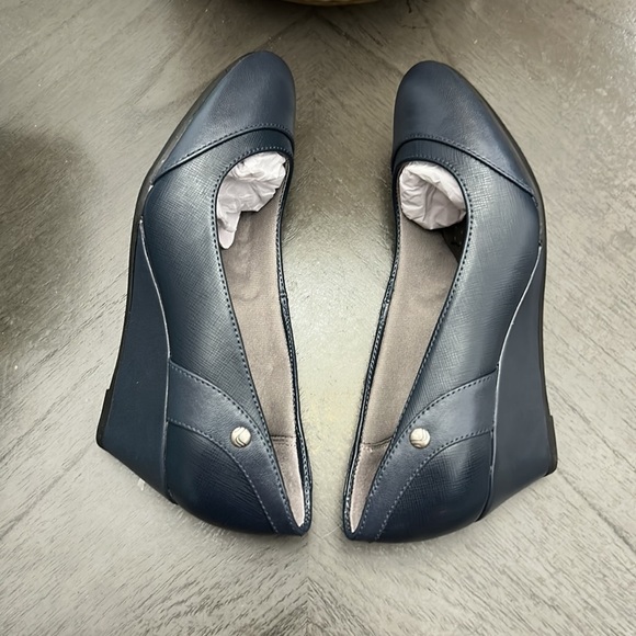 LifeStride Dreams Women's Dress Wedges (WIDE) - Picture 8 of 13